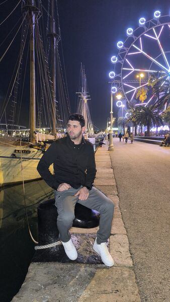  Lyon 02,   Gilad, 29 ,   ,   