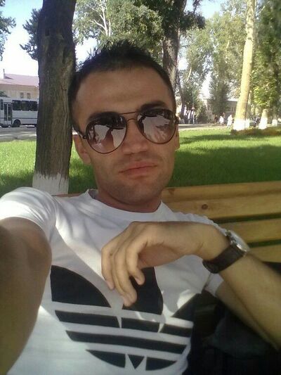  ,   Rich, 35 ,   