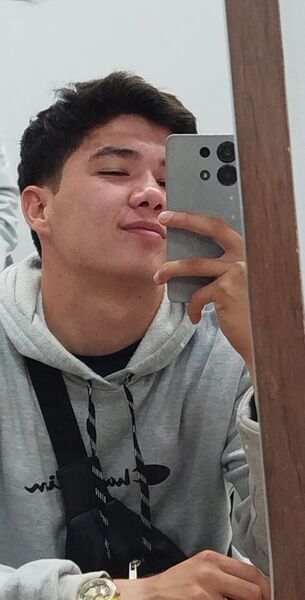  ,   Tim, 21 ,   ,   