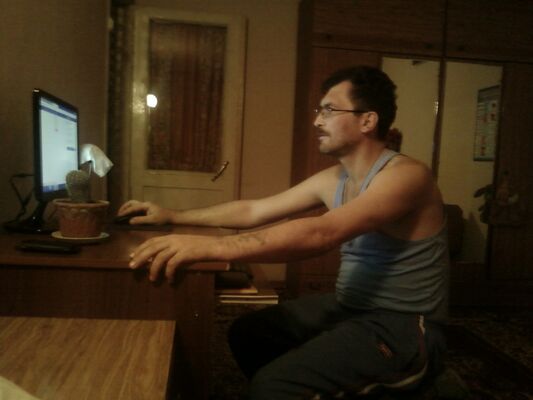  ,   Armen, 52 ,   