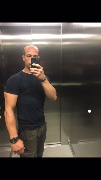  Akaszto,   Marco, 25 ,   ,   