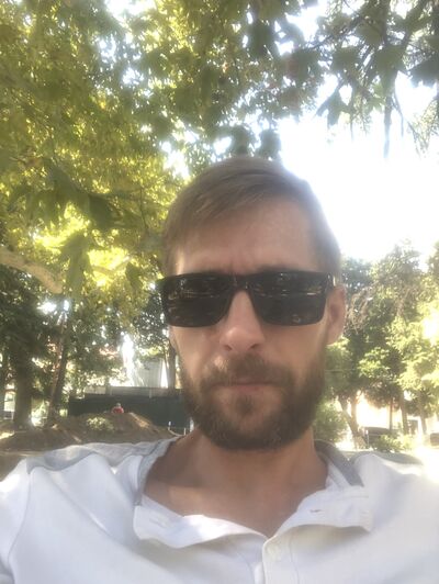  ,   Andrei, 40 ,     , c 