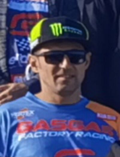  ,   Emil, 40 ,   ,   