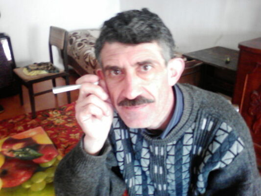  ,   Robert, 68 ,     , c 