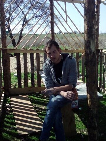  ,   Vladimir, 37 ,   