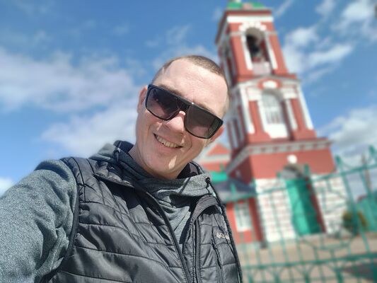 ,   Stanislav, 38 ,     , 