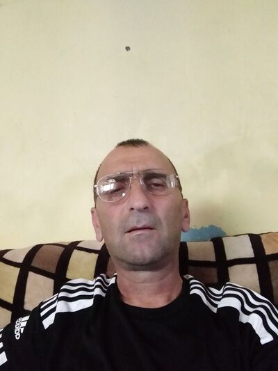  ,   David, 54 ,   ,   