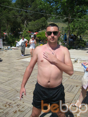  3090009  Oktavian, 40 ,    