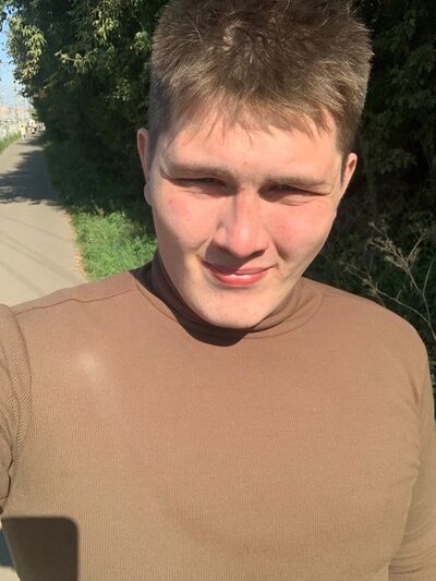  ,   Siergiej, 25 ,   ,   