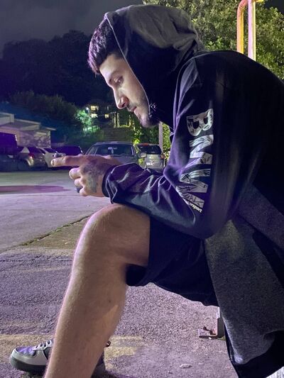  ,   Armen, 22 ,   ,   