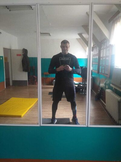  ,   Pavel, 36 ,  