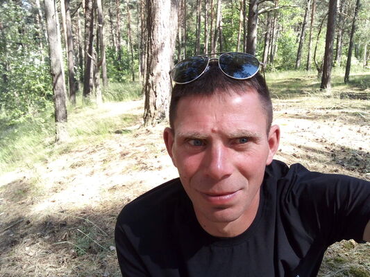  ,   Vitalii, 40 ,   ,   