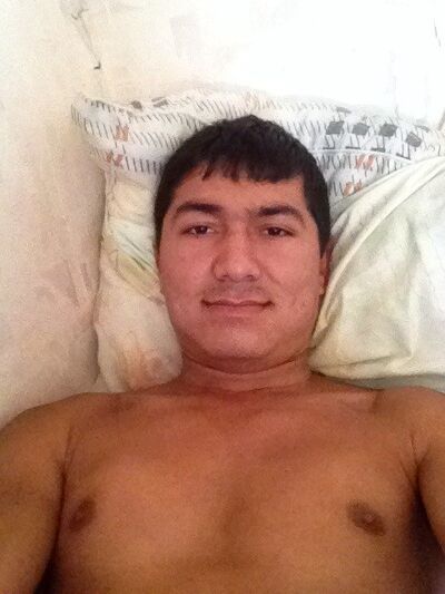  ,   Mister, 32 ,   