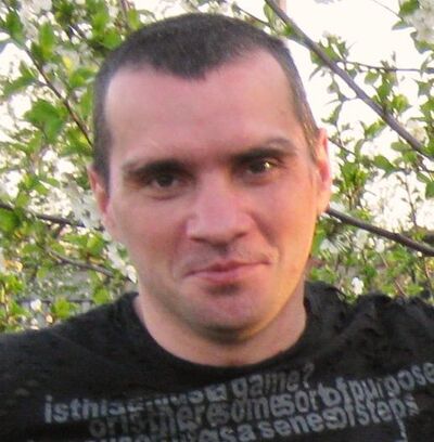  ,   Troyn, 49 ,   