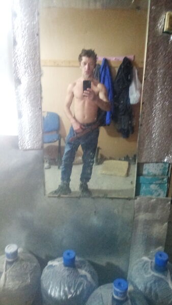  ,   Alexander, 25 ,   ,   