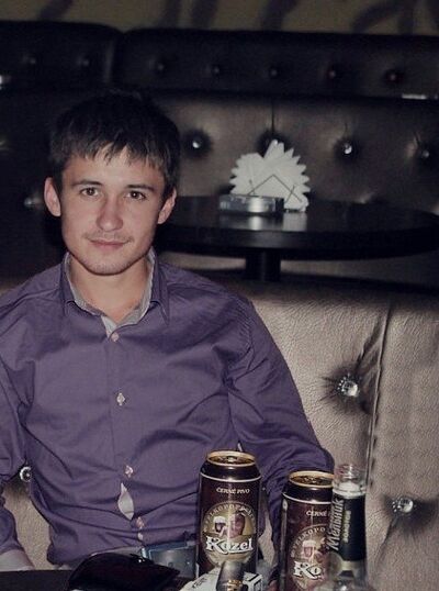  ,   Andrei, 32 ,   
