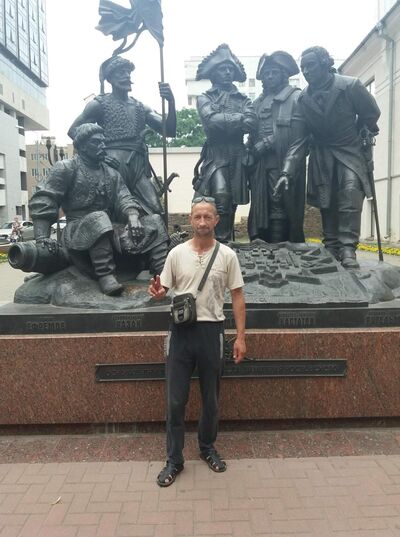  --,   , 44 ,   c 