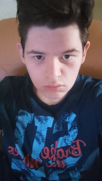  ,   Maxim, 21 ,     , c 