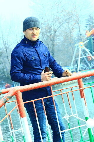  ,   Borya, 32 ,   ,   , c 
