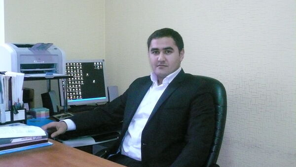  ,   Kadirbek, 38 ,   ,   , c 