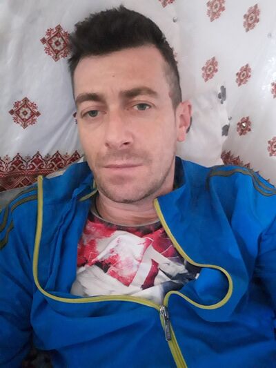  ,   Salvador, 42 ,   ,   , c 