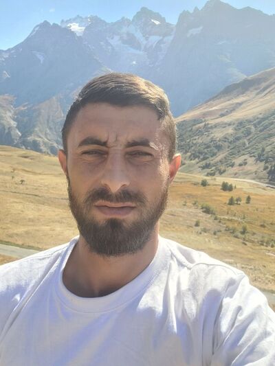  ,   Mihail, 27 ,   ,   