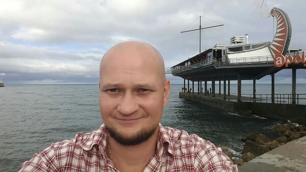 ,   Alex, 38 ,   ,   
