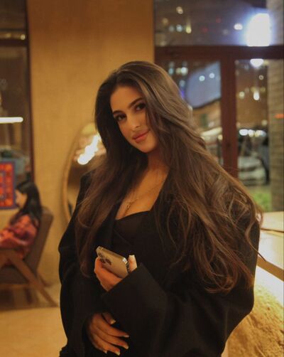  ,   Dariya, 24 ,   ,   