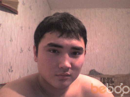  ,   Anuar, 32 ,   