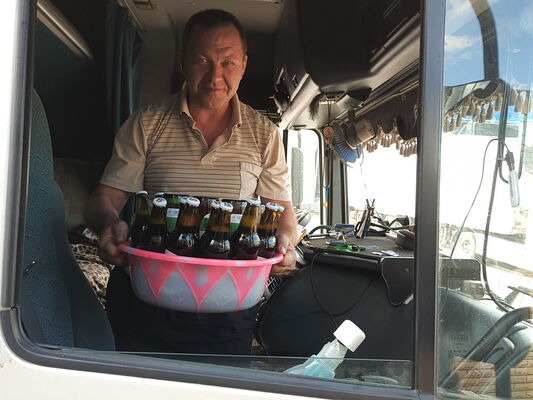  ,   Svens, 53 ,  