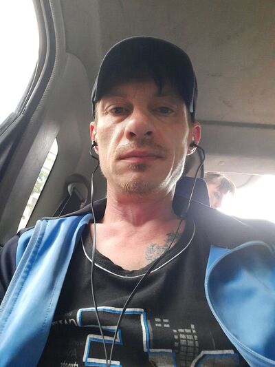  ,   Edmon, 42 ,     , c , 