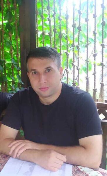  ,   Jamal , 41 ,   ,   , c , 