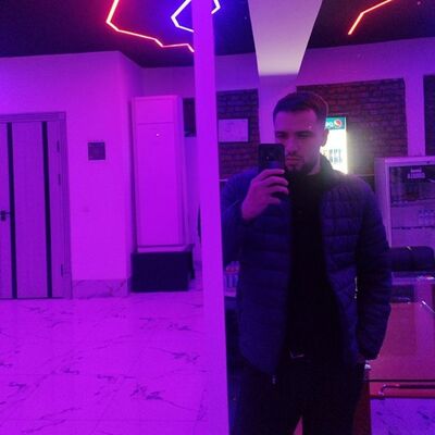  Lambeth,   Shaxruz, 22 ,   ,   