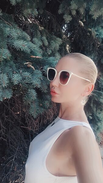  ,   Valeriya, 36 ,   ,   