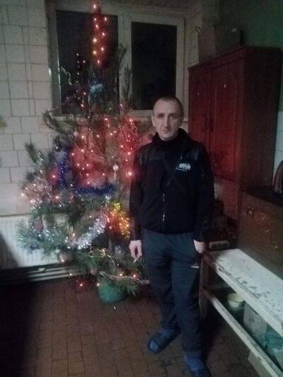  ,   Viktor, 38 ,     , c 