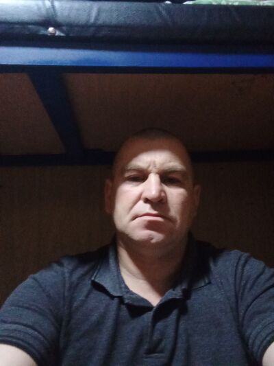  ,   Ruslan, 48 ,   ,   , c 