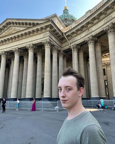  ,   Artiom, 24 ,   ,   , c , 