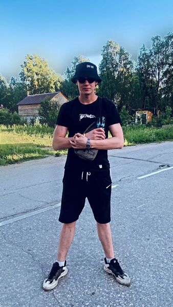  ,   Artem, 22 ,   ,   
