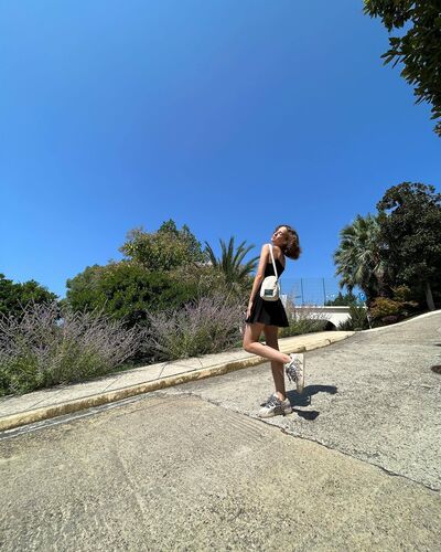  ,   , 24 ,   ,   
