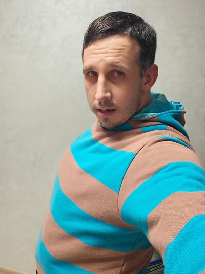  ,   Jurijs, 40 ,   ,   