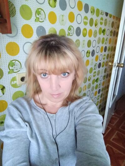  ,   Elena, 49 ,  