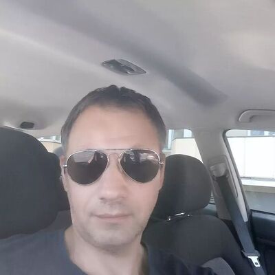 ,   Alex, 49 ,   ,   