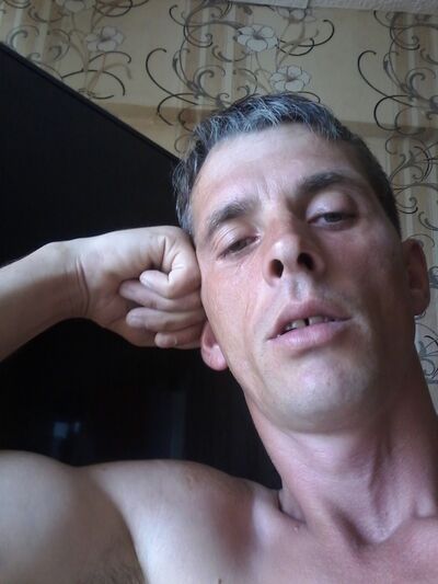  -,   Anton, 43 ,   ,   , c 