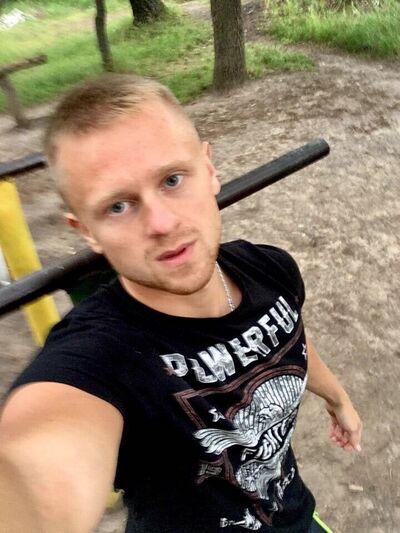  ,   Anton, 29 ,   ,   
