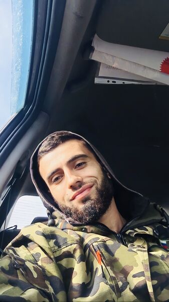  ,   Grisha, 25 ,   ,   