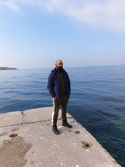  ,   Aleksandar, 40 ,   ,   , c 