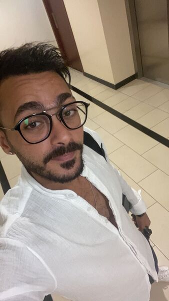  ,   Omar, 34 ,   ,   , c , 