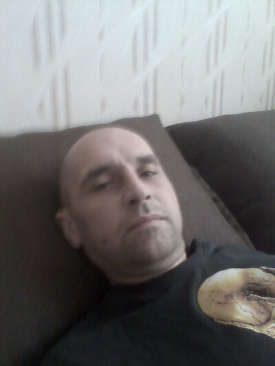   ,   Vladimir, 42 ,   