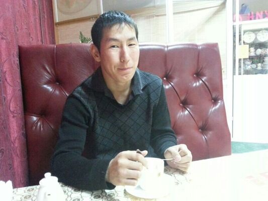 ,   Sexcbatton, 35 ,  