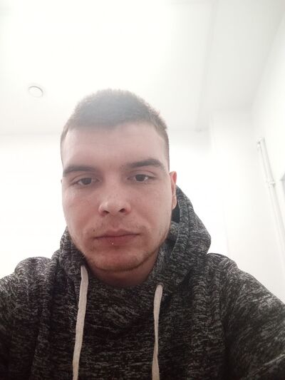  ,   Mikhail, 35 ,     , c , 